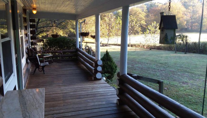 The Lodge - Chestnut Log Cabin & Game Room Genoa Exterior foto